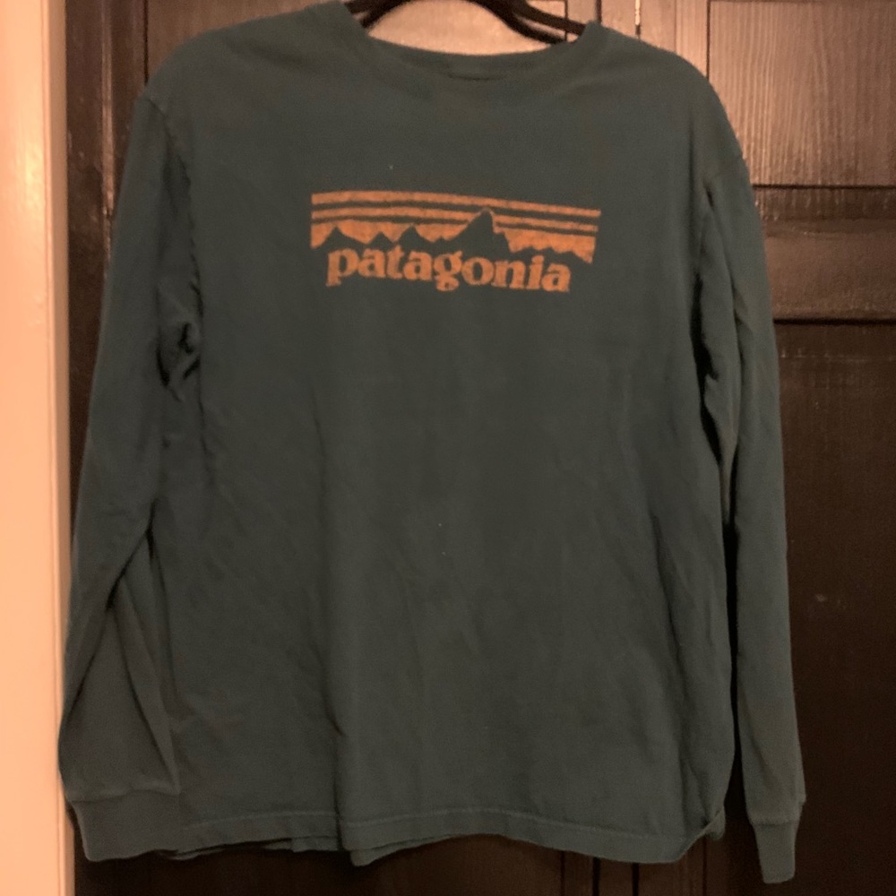 Men’s Patagonia Medium Longsleeve T